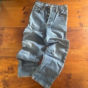 Levi's Women's Straight Leg Jeans - Classic Blue